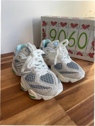 New Balance 9060 Bricks & Wood Talla 39.5