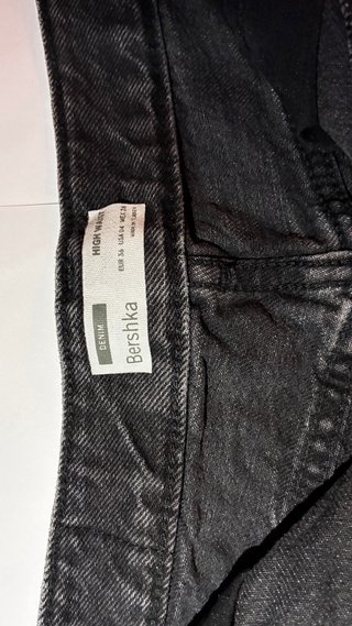 Bershka Pantalones Vaqueros Negros Rotos