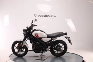 YAMAHA XSR 125 2023