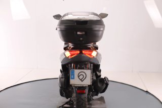 YAMAHA N-MAX 125 2024