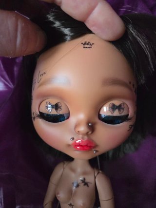 Blythe 30cm Articulada Tatuajes