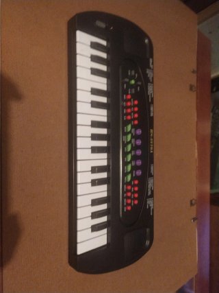 32 teclas, Piano electrónico HS-3270A