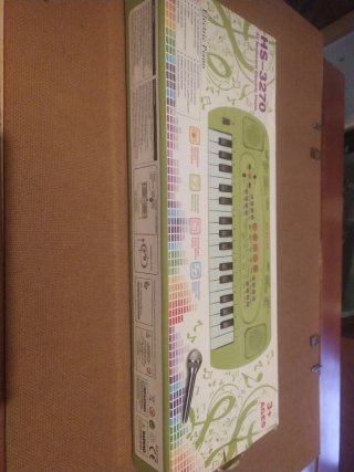 32 teclas, Piano electrónico HS-3270A