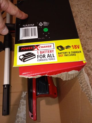 Desbrozadora + batería + hilo repuesto