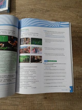 Synchronize 4 Workbook (Spain)