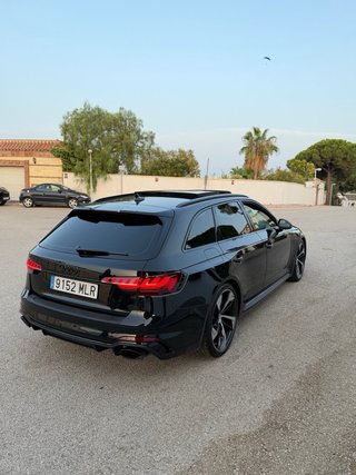 AUDI RS4 2020