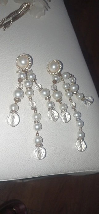 Pendientes largos perlas y cristales