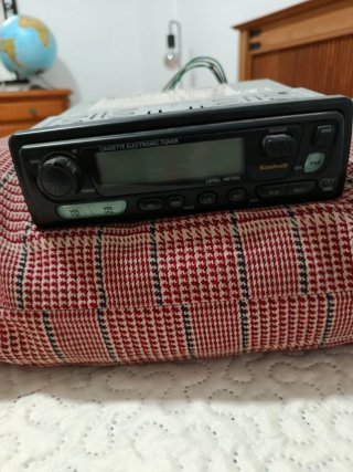 Radio Cassette Kindvox Vintage Negro