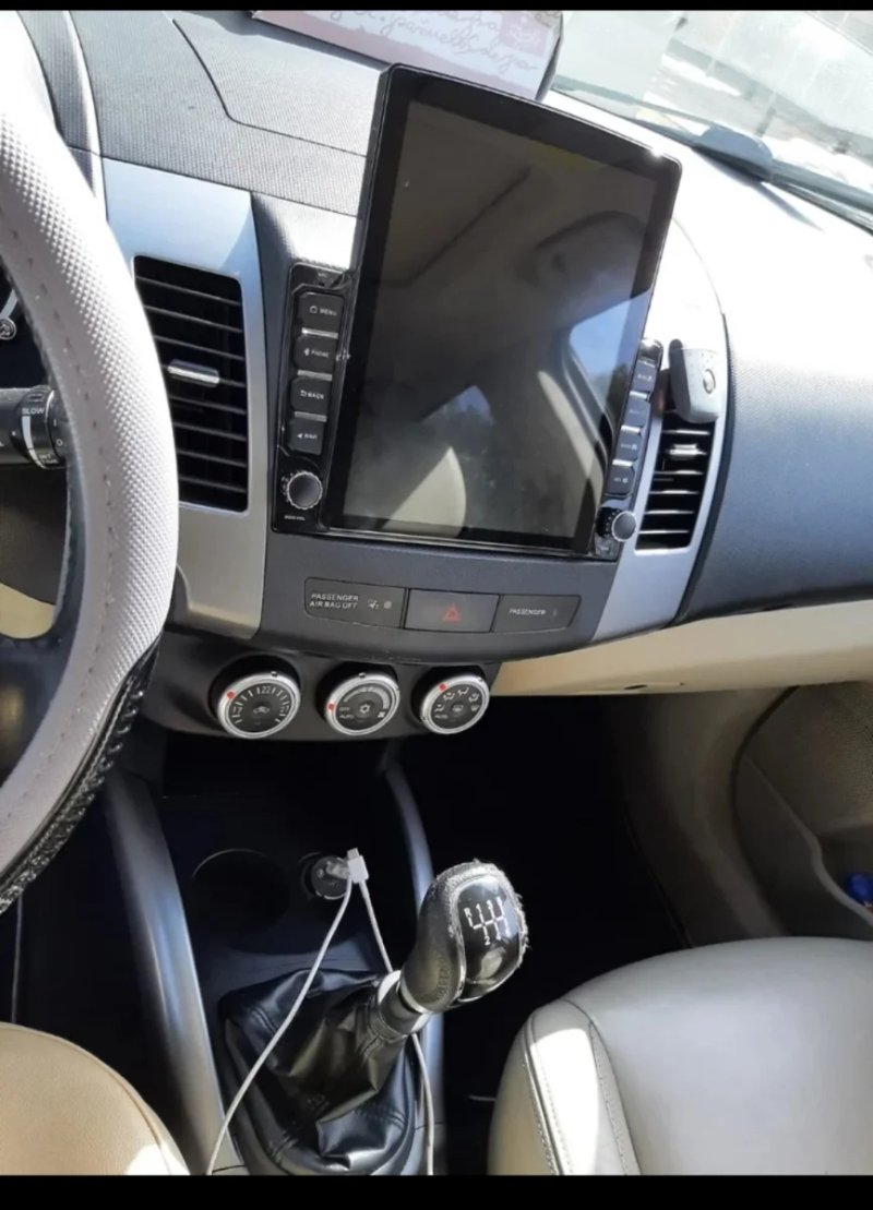 Mitsubishi Outlander 2007 - foto 1