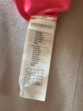 Top lencería rosa con encaje