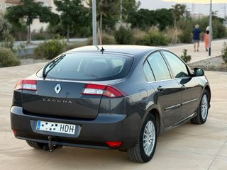 Renault Laguna 2012