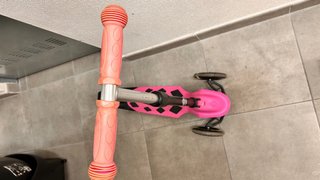 Patinete infantil BERG 3 ruedas rosa