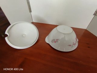 Sopera porcelana con tapa y rosas