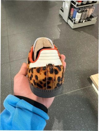 Adidas Samba OG Leopardo Rojo EU42
