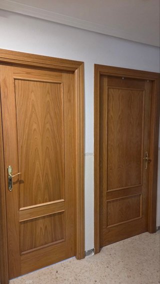 Puertas de madera maciza con y sin cristal