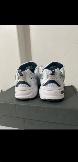 Tênis New Balance 530 Branco e Azul