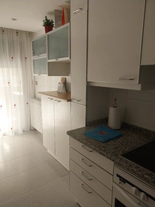 Cocina Completa Plata y Blanca