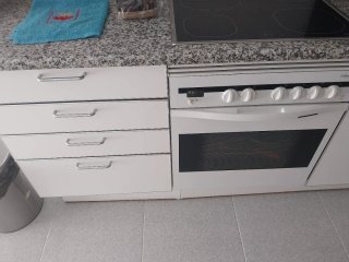 Cocina Completa Plata y Blanca