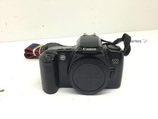 camara vintage canon eos 500