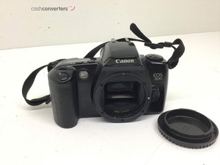 camara vintage canon eos 500