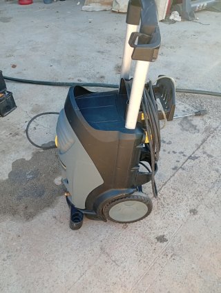 Hidrolimpiadora Kärcher HD 9/20-4M