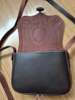 Bolso Piel Virgen del Rocío marrón/Beige