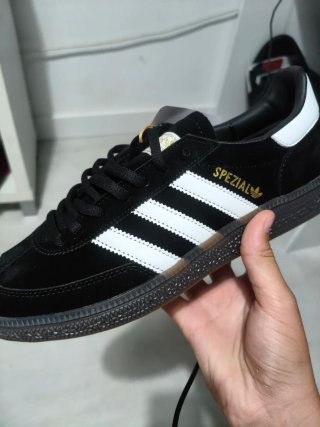 Adidas Spezial Negras
