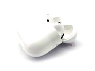 in-ear apple airpods 4 gen