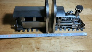 Sujetalibros locomotora metal industrial artesanal