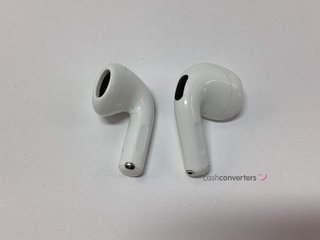 in-ear apple airpods 4 gen