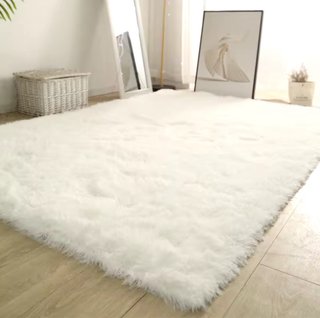 Alfombra blanca suave