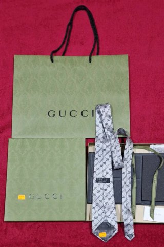 Corbata De Seda Gucci GG Icónico Monograma.