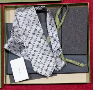 Corbata De Seda Gucci GG Icónico Monograma.