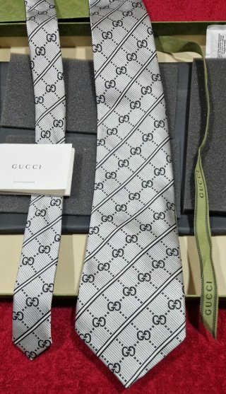 Corbata De Seda Gucci GG Icónico Monograma.