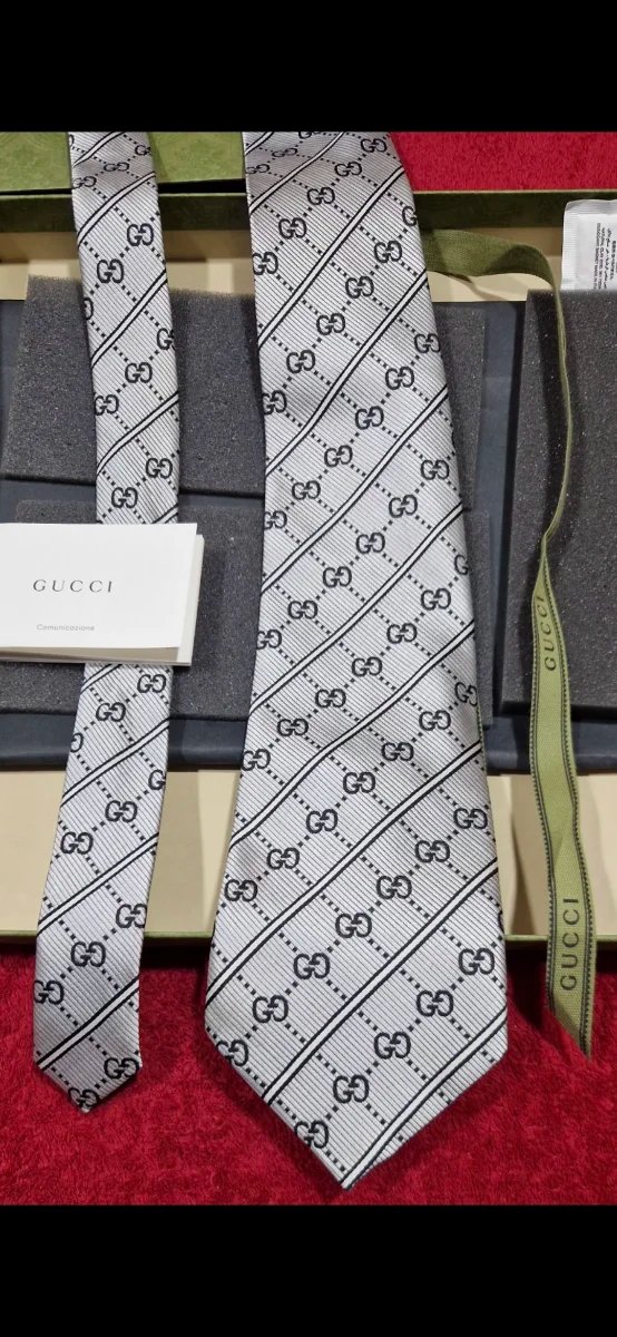Corbata De Seda Gucci GG Icónico Monograma.