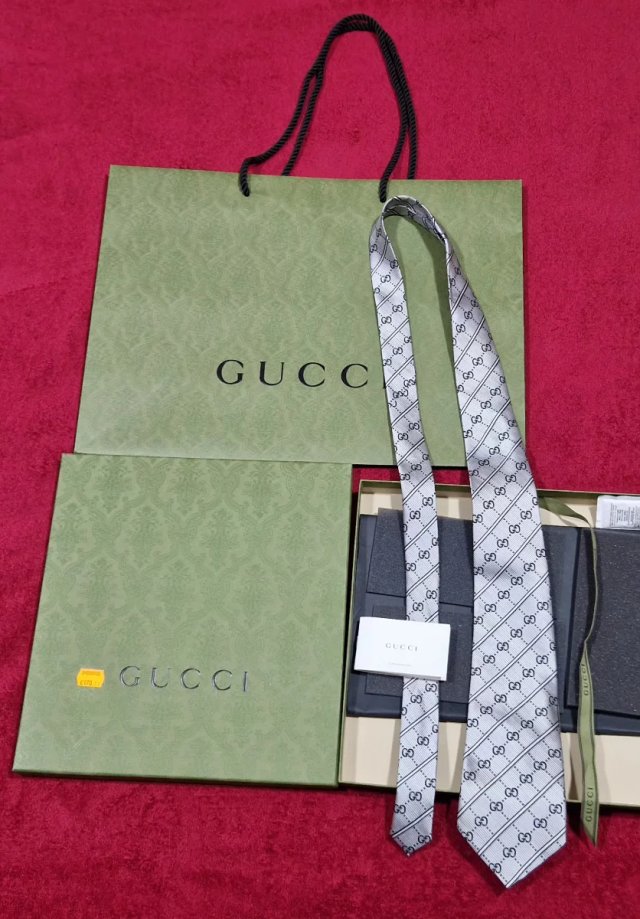 Corbata De Seda Gucci GG Icónico Monograma.