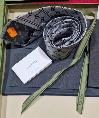 Corbata De Seda Gucci GG Icónico Monograma.
