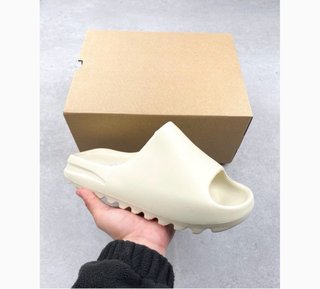Yeezy Slide Negro (Leer descr)