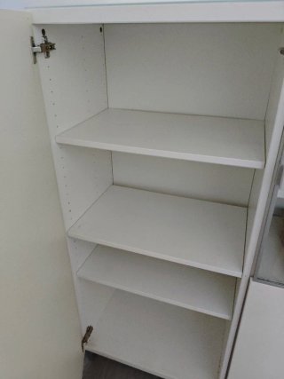 Estantería Besta Ikea Blanca y Transparente