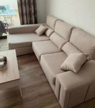 Sofá modular gris de tela