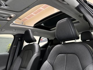 Volvo XC40 1.5 T3 Momentum Pro Auto