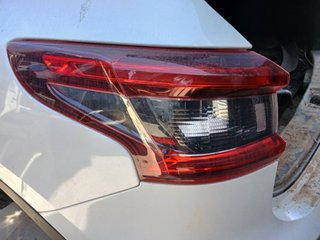 PILOTO TRASERO IZQUIERDO Nissan Qashqai (J11E)(2013->)