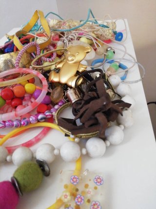 Lotto accessori bigiotteria