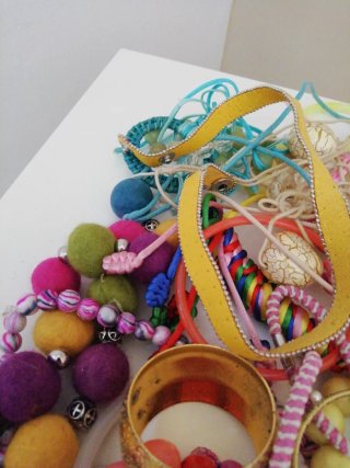 Lotto accessori bigiotteria