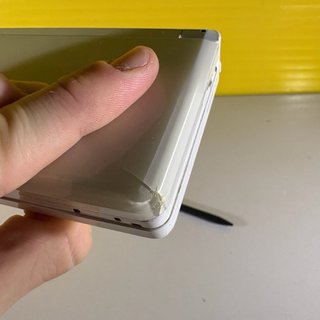 Nintendo 3DS Bianco con caricatore e stilo