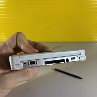 Nintendo 3DS Bianco con caricatore e stilo