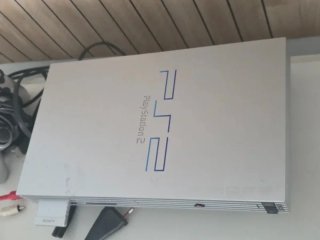 Sony PlayStation 2 PS2 FAT SCPH-50004 PAL + controller