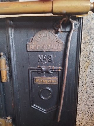Cocina Económica HERGOM Nº 9