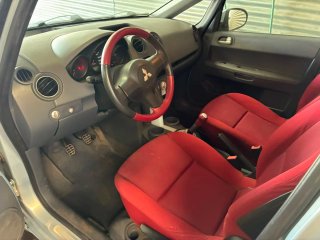 Mitsubishi Colt 2006