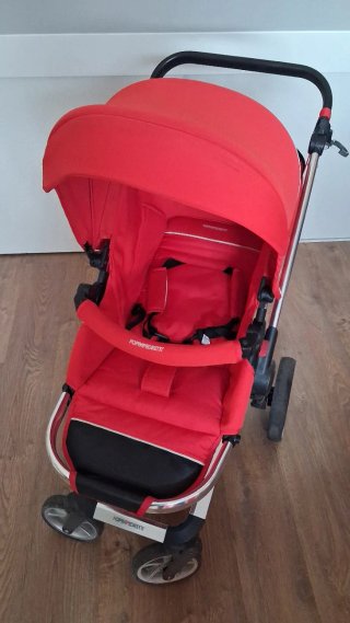 Carro de bebé rojo Foppapedretti